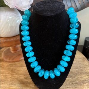 Vibrant Turquoise Beaded chunky Necklace - Never Worn - perfect for Spring